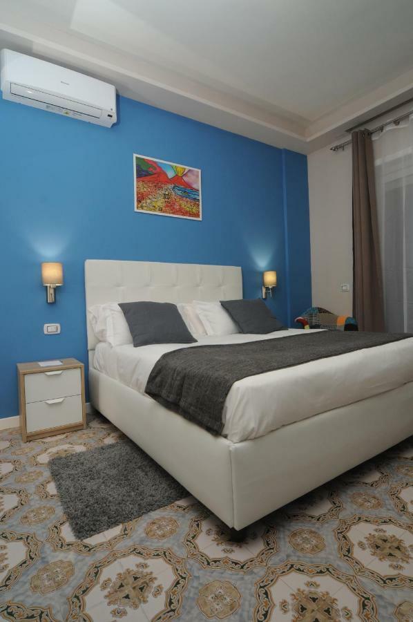 La Casa di Giorgio B&B Napoli Esterno foto